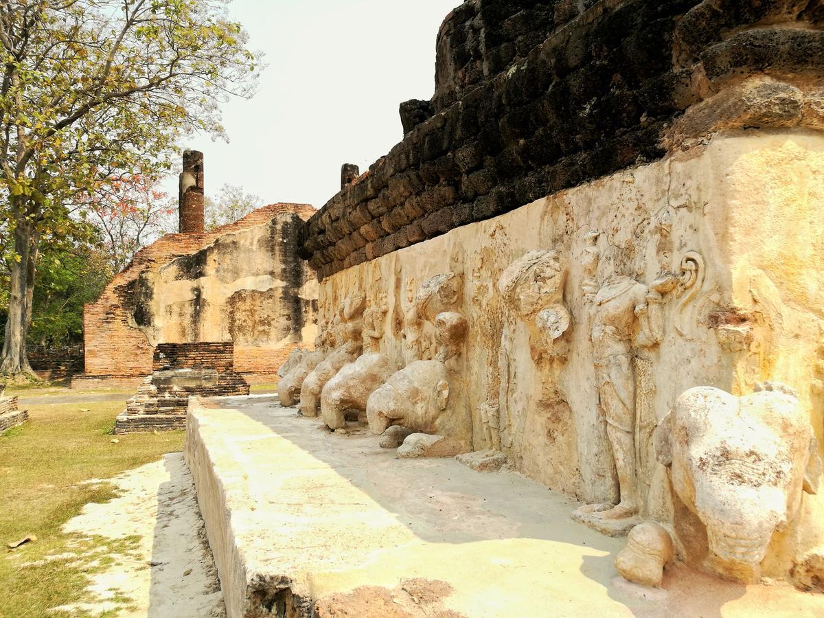 Sukhothai Cozy Hostel And Dorm Exterior photo